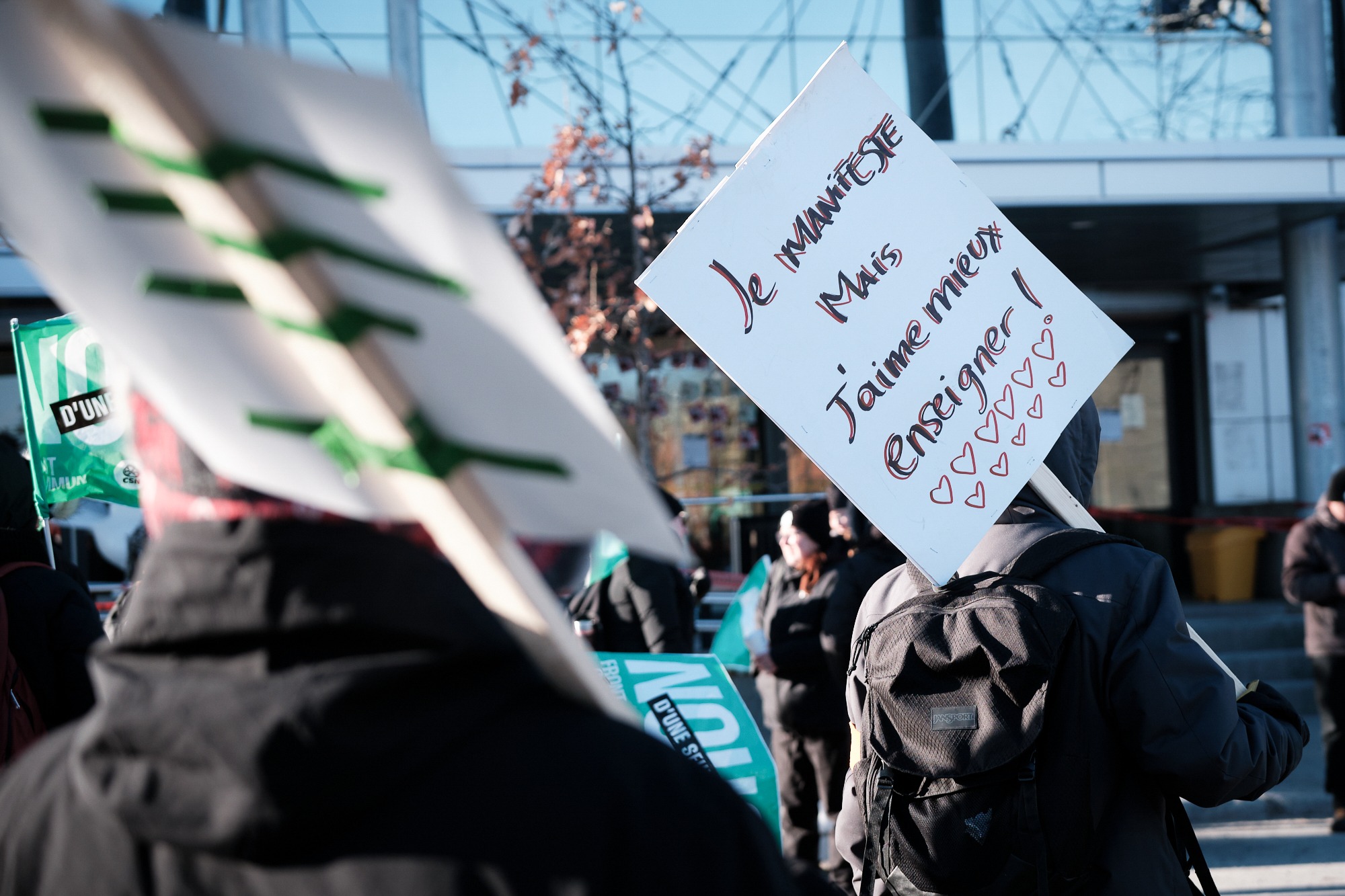 Financement des universités : la CAQ doit cesser de prendre les étudiants  pour des guichets automatiques – FNEEQ